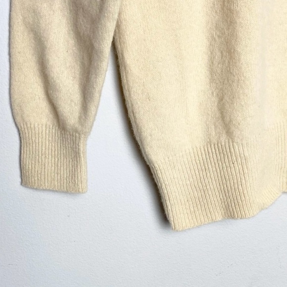 Vintage Cream Wool Mock Neck Sweater - Picture 5 of 7